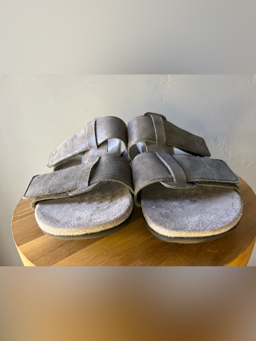 Vionic Gray Riley Slide Sandals ~ Size 6.5 - Picture 6 of 10